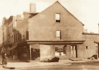 Building at 50 Main Street in Brooklyn